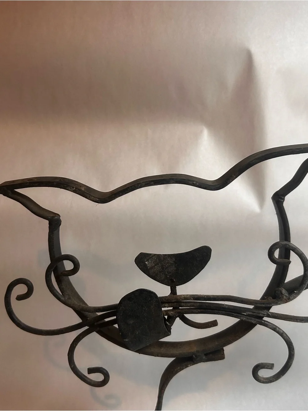 Freestanding Metal Whimsical Cat Candle Holder 18x7x10